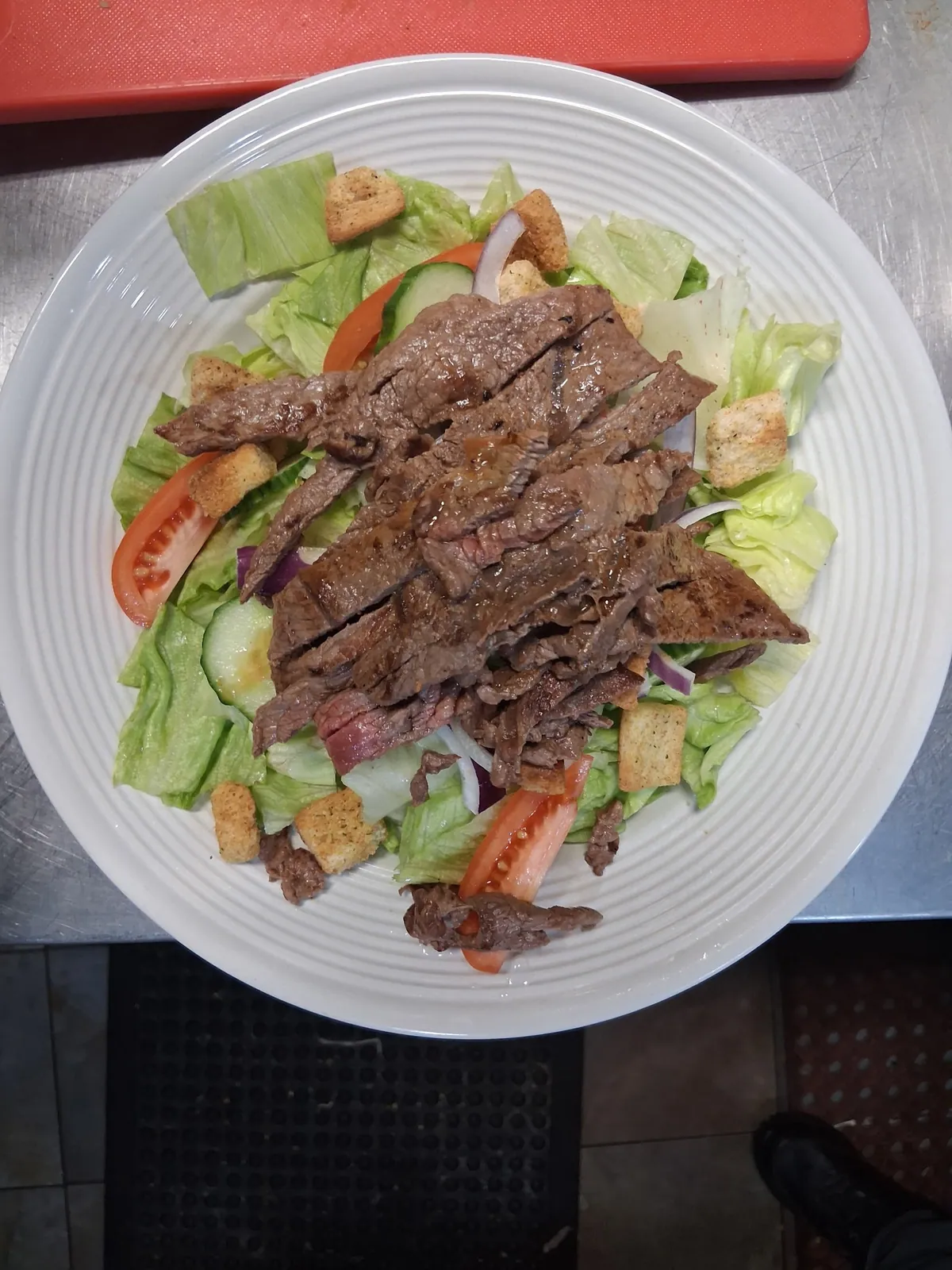 Steak salad